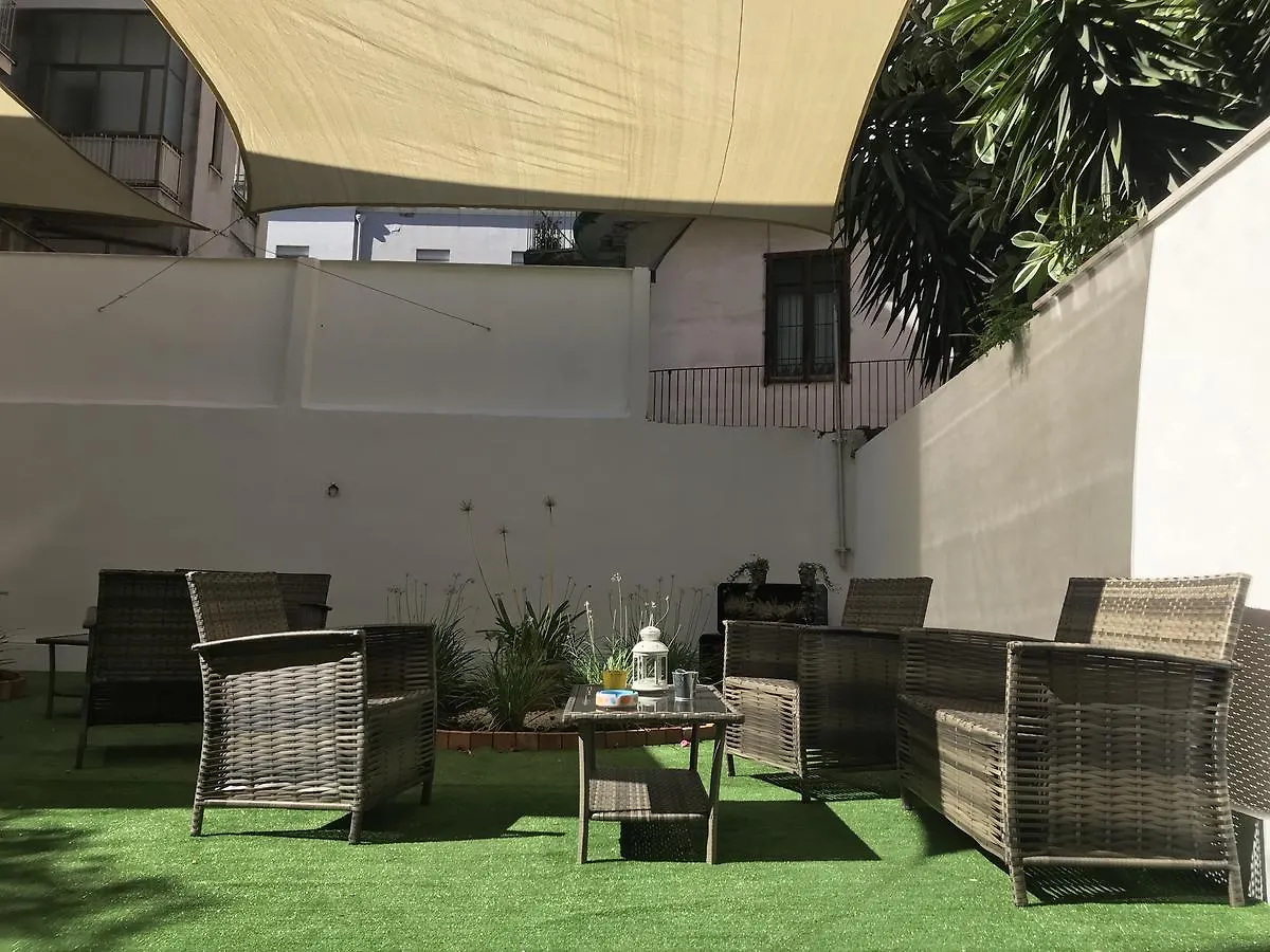 Giro Nel Mondo Catania Bed & Breakfast